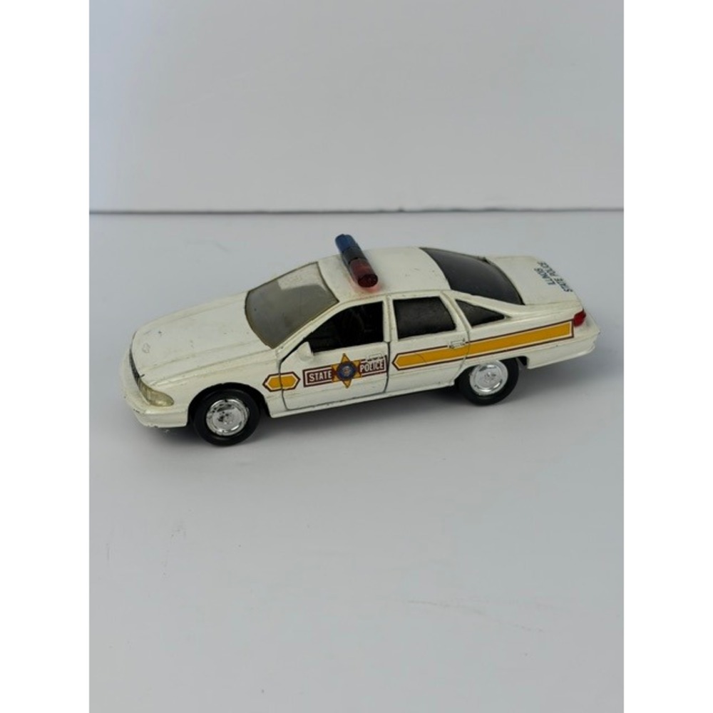 Vintage Chevrolet Caprice Illinois State Police Diecast Car White Opening Doors